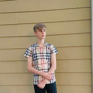 Meet your Posher, Waleed